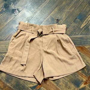 Luxe Apothetique brown high waisted shorts size women’s‎ medium